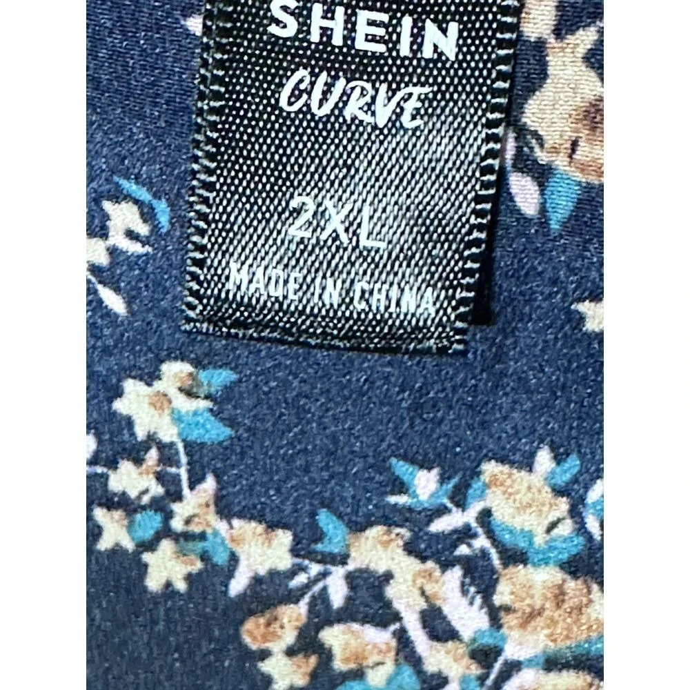 SHEIN Curve Womens 2XL Floral Peplum Camisole Top Navy Blue V-Neck Boho Cami